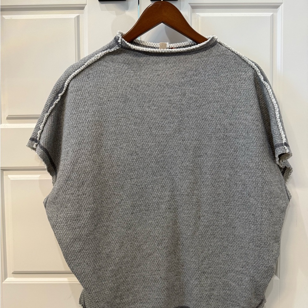 Anthropologie Pilcro Gray and White Women's Sweatshirt